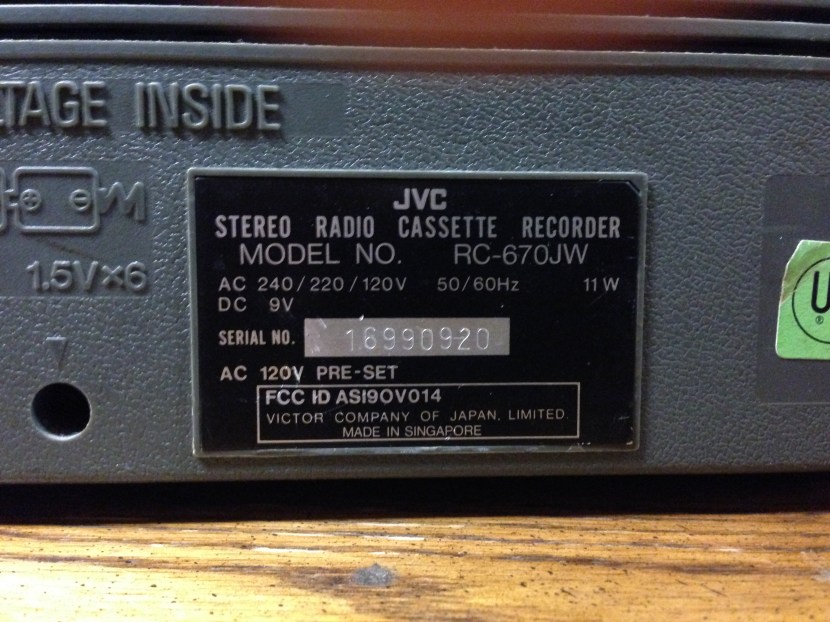 Didnt_Buy_JVC_Boombox_3